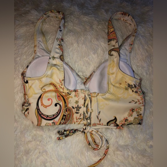 Paisley Print Bikini Top Size Small - Picture 4 of 9